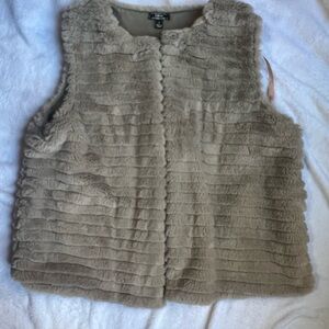 Lisa international fur vest